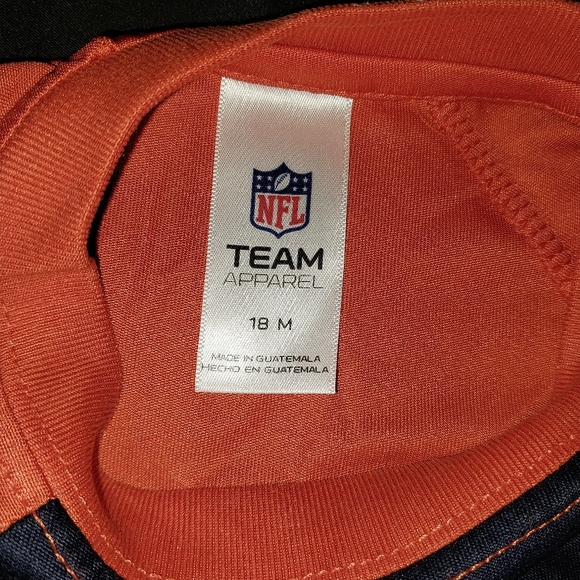 NFL Bears shirt - Picture 6 of 9